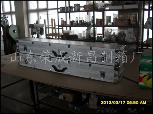 特色铝合金箱