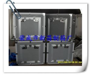 演出航空箱
