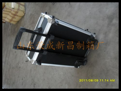 拉杆铝合金箱